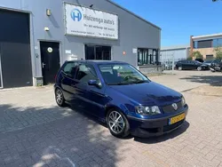 Blauw Gebruikt 2001 VW Polo Hatchback | € 999 (Eerlijke prijs)