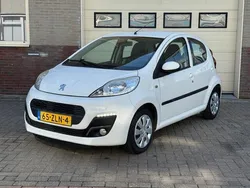 Wit Gebruikt 2013 Peugeot 107 Active Hatchback | € 3.450 (Goede deal)