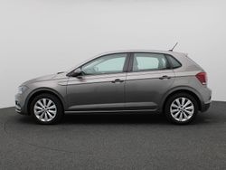 Grijs (metallic) Gebruikt 2020 VW Polo Comfortline Hatchback | € 17.900 (Goede deal)