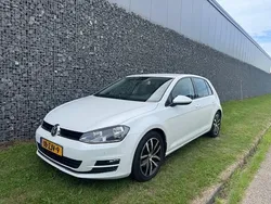 Wit Gebruikt 2012 VW Golf VII Highline Hatchback | € 8.495 (Eerlijke prijs)
