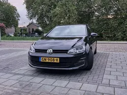Zwart Gebruikt 2015 VW Golf VII Edition Hatchback | € 9.350 (Eerlijke prijs)