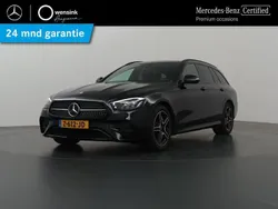 Zwart Gebruikt 2023 Mercedes E300 AMG line Stationwagen | € 47.850 (Eerlijke prijs)