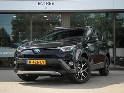Zwart Gebruikt 2017 Toyota RAV4 Executive SUV | € 24.950 (Eerlijke prijs)