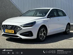Wit Gebruikt 2023 Hyundai i30 Comfort Hatchback | € 19.435 (Goede deal)
