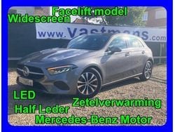 Grijs Gebruikt 2023 Mercedes A180 Hatchback | € 25.400 (Goede deal)