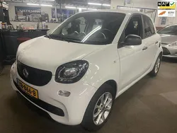 Wit Gebruikt 2018 Smart ForFour Hatchback | € 7.950 (Eerlijke prijs)