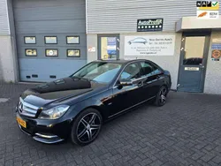 Zwart Gebruikt 2011 Mercedes C250 Avantgarde Sedan | € 11.999 (Eerlijke prijs)
