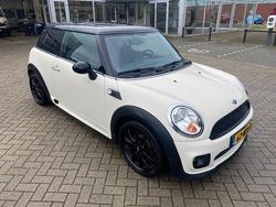 Gebruikt 2006 Mini Cooper Hatchback | € 3.950 (Iets duurder)