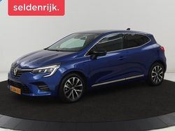 Blauw Gebruikt 2022 Renault Clio V Techno Hatchback | € 11.900 (Goede deal)