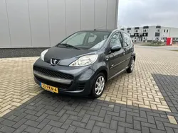 Grijs Gebruikt 2011 Peugeot 107 Hatchback | € 2.450 (Eerlijke prijs)