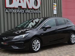 Zwart Gebruikt 2021 Opel Astra Business Edition Hatchback | € 15.950 (Eerlijke prijs)