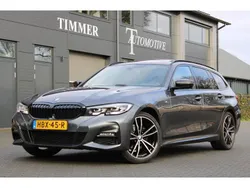 Grijs Gebruikt 2021 BMW 318 Executive Stationwagen | € 35.500 (Iets duurder)