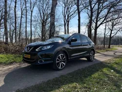 Zwart, metallic lak Gebruikt 2014 Nissan Qashqai Tekna SUV | € 12.500 (Eerlijke prijs)