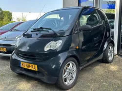 Zwart Gebruikt 2003 Smart ForTwo Coupé Pure Coupé | € 645 (Eerlijke prijs)