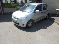 Grijs Gebruikt 2008 Daihatsu Sirion Hatchback | € 2.950 (Duur)