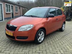 Bruin Gebruikt 2010 Skoda Fabia Drive Hatchback | € 2.680 (Goede deal)