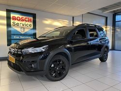 Zwart Gebruikt 2023 Dacia Jogger Extreme MPV | € 21.950 (Eerlijke prijs)