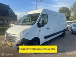 Wit Gebruikt 2012 Opel Movano Van | € 3.750