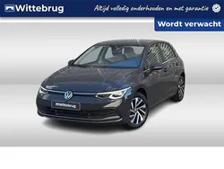 Grijs Gebruikt 2022 VW Golf VIII Style Hatchback | € 25.950 (Goede deal)