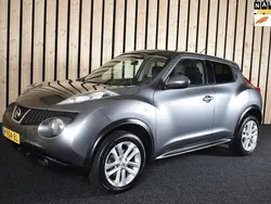 Grijs, metallic lak Gebruikt 2013 Nissan Juke Acenta SUV | € 9.950 (Eerlijke prijs)
