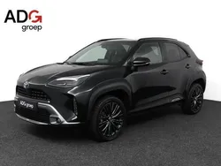 Zwart Gebruikt 2022 Toyota Yaris Cross Limited SUV | € 29.950 (Eerlijke prijs)