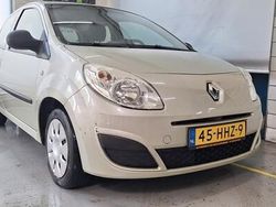 Geel Gebruikt 2008 Renault Twingo Authentique Hatchback | € 2.250 (Iets duurder)