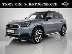 Groen Nieuw 2025 Mini Countryman Favoured SUV | € 51.750 (Eerlijke prijs)