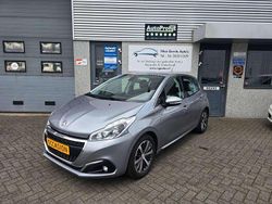 Grijs Gebruikt 2019 Peugeot 208 Allure Hatchback | € 9.749 (Super prijs)