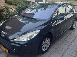 Zwart Gebruikt 2007 Peugeot 307 Premium Hatchback | € 950 (Super prijs)