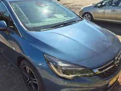 Blauw Gebruikt 2016 Opel Astra Business Hatchback | € 7.999 (Eerlijke prijs)