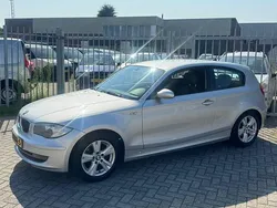 Grijs Gebruikt 2010 BMW 116 Hatchback | € 5.990 (Duur)