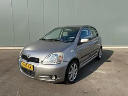 Grijs Gebruikt 2002 Toyota Yaris Hatchback | € 1.795 (Goede deal)