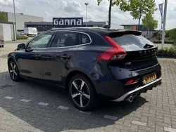 Blauw Gebruikt 2015 Volvo V40 Stationwagen | € 7.500 (Eerlijke prijs)