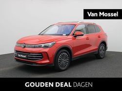 Rood Gebruikt 2024 VW Tiguan Elegance SUV | € 46.700 (Goede deal)