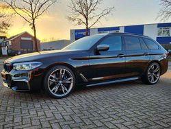 Zwart Gebruikt 2017 BMW M550 Sedan | € 34.900 (Eerlijke prijs)