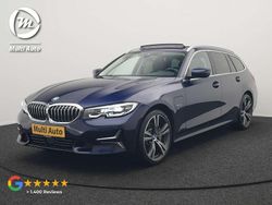Blauw Gebruikt 2022 BMW 330e Luxury Line Stationwagen | € 34.740 (Super prijs)