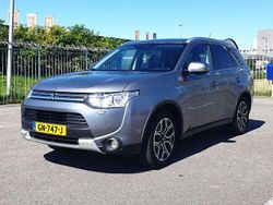 Grijs Gebruikt 2015 Mitsubishi Outlander P-HEV Edition SUV | € 12.450 (Iets duurder)