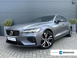 Grijs Gebruikt 2020 Volvo S60 R-Design Sedan | € 33.500 (Eerlijke prijs)