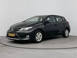 Zwart Gebruikt 2014 Toyota Auris Hatchback | € 13.900 (Eerlijke prijs)
