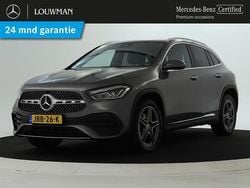 Berggrijs metaalkleur metallic Gebruikt 2022 Mercedes GLA250 AMG SUV | € 41.445 (Eerlijke prijs)