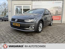 Grijs Gebruikt 2018 VW Polo Hatchback | € 12.250 (Iets duurder)