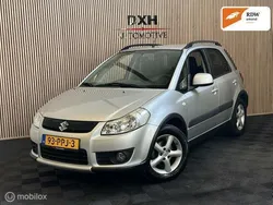 Grijs, metallic lak Gebruikt 2007 Suzuki SX4 Exclusive MPV | € 4.940 (Eerlijke prijs)