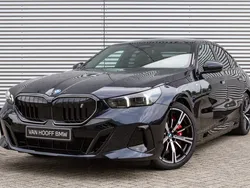 Zwart Nieuw 2025 BMW i5 M Sport Sedan | € 91.349 (Iets duurder)