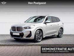 Spacesilber metallic (grijs metallic) Gebruikt 2025 BMW iX1 M Sport SUV | € 46.900