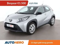 Grijs Gebruikt 2023 Toyota Aygo Play Hatchback | € 16.449 (Super prijs)