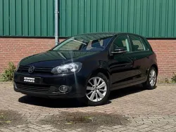 Zwart Gebruikt 2010 VW Golf VI Hatchback | € 6.250 (Eerlijke prijs)