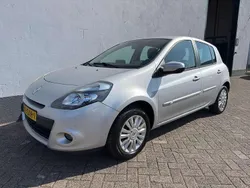 Grijs Gebruikt 2012 Renault Clio R.S. Collection Hatchback | € 3.450 (Eerlijke prijs)