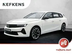 Wit Nieuw 2025 Opel Astra Edition Stationwagen | € 37.695 (Eerlijke prijs)