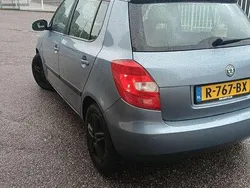Grijs Gebruikt 2011 Skoda Fabia Ambition Hatchback | € 3.000 (Goede deal)