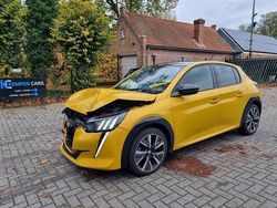 Geel (metallic) Gebruikt 2020 Peugeot 208 GT-line Hatchback | € 5.950